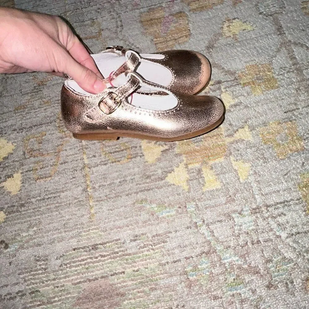 L’Amour rose gold Mary Jane’s sz 8